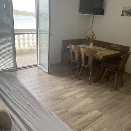 Pensionat And By The Sea Mrljane, Pasman - 8464 3*