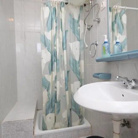 And By The Sea Mrljane, Pasman - 8464 بيت ضيافة