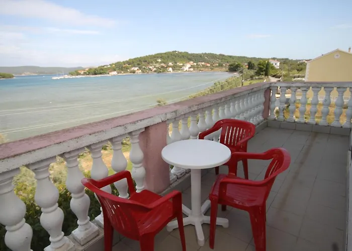 게스트하우스 And By The Sea Mrljane, Pasman - 8464